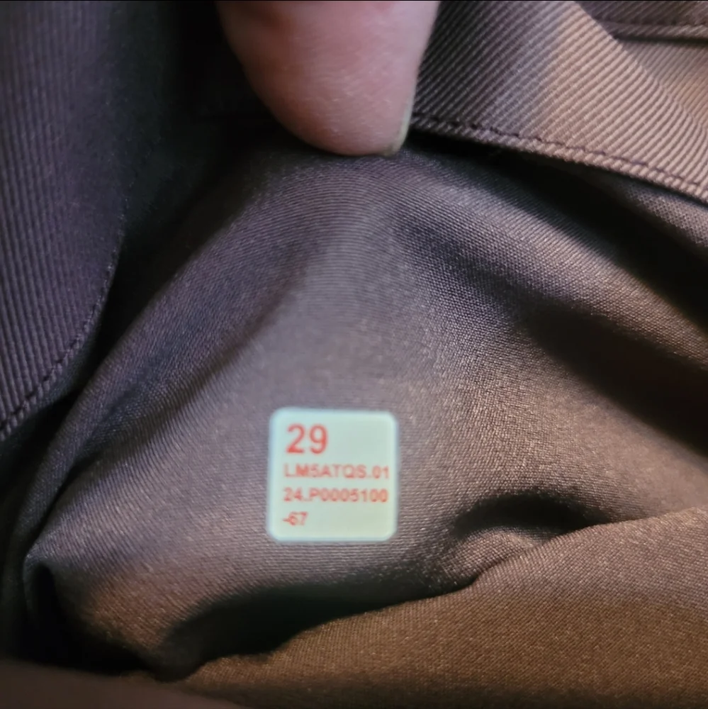 New Lululemon Carpenter pants,Team Canada,Limited Edition - Picture 14 of 16